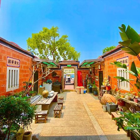 彼岸古厝民宿-包棟優先--Biiann B&B Jinning Ngoại thất bức ảnh