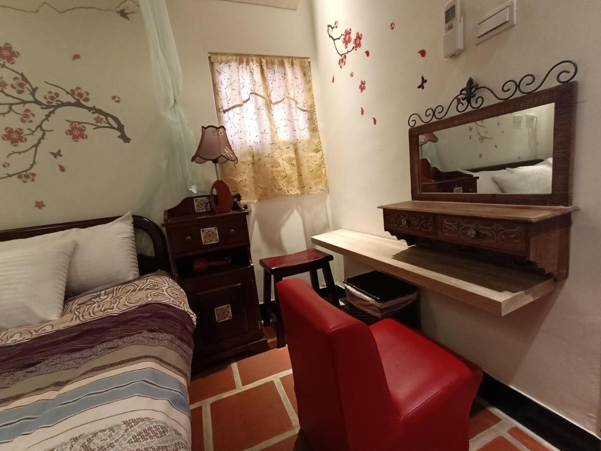 彼岸古厝民宿-包棟優先--Biiann B&B Jinning Ngoại thất bức ảnh