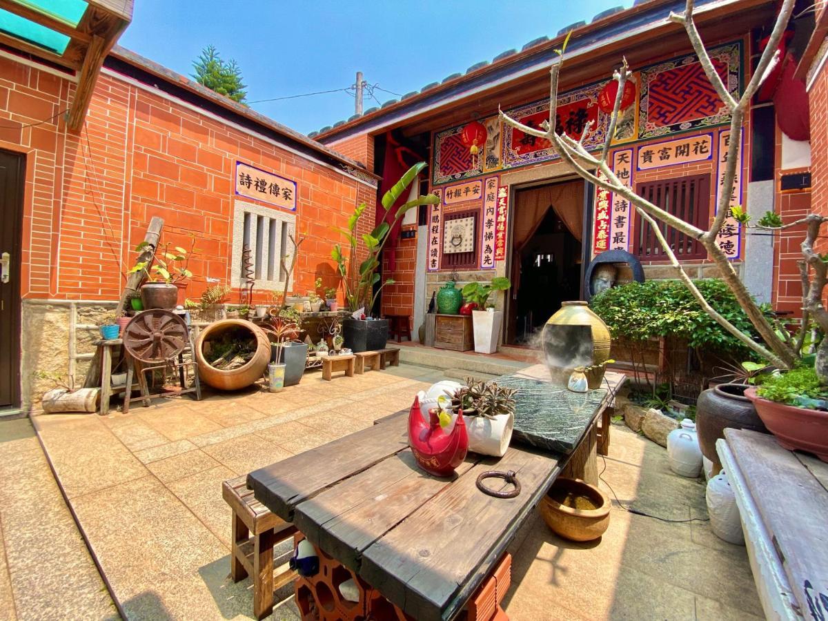 彼岸古厝民宿-包棟優先--Biiann B&B Jinning Ngoại thất bức ảnh