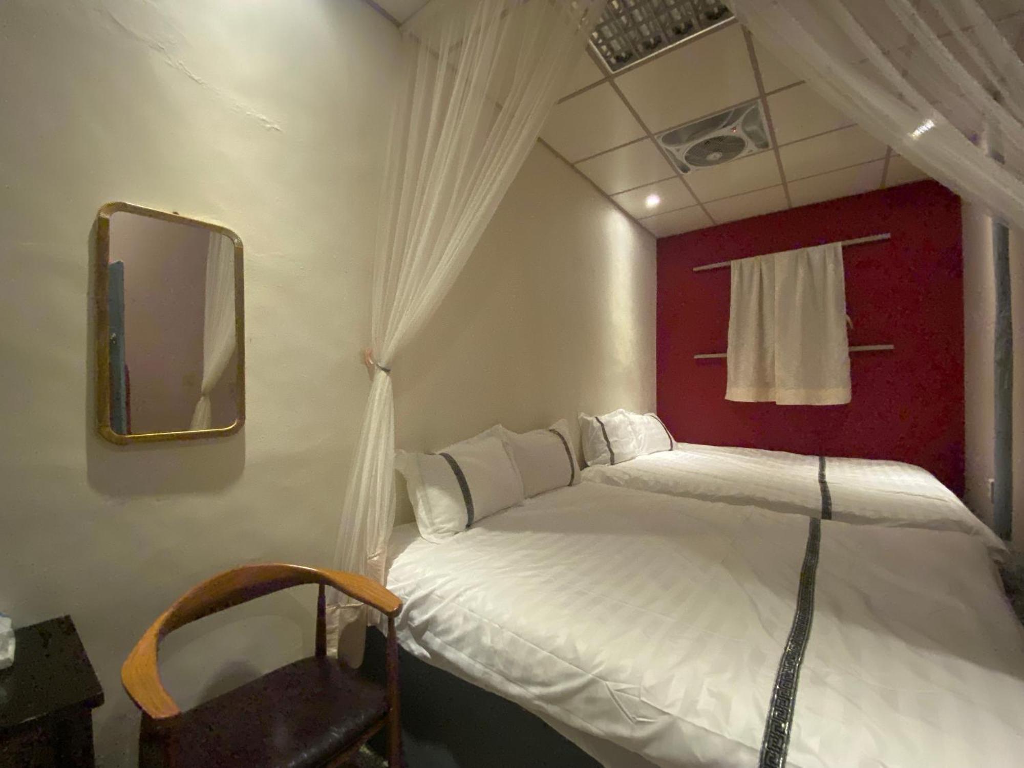 彼岸古厝民宿-包棟優先--Biiann B&B Jinning Ngoại thất bức ảnh