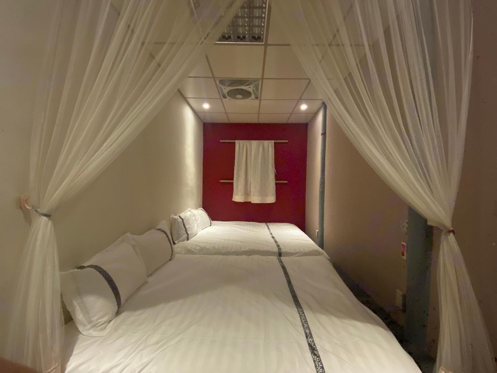 彼岸古厝民宿-包棟優先--Biiann B&B Jinning Ngoại thất bức ảnh